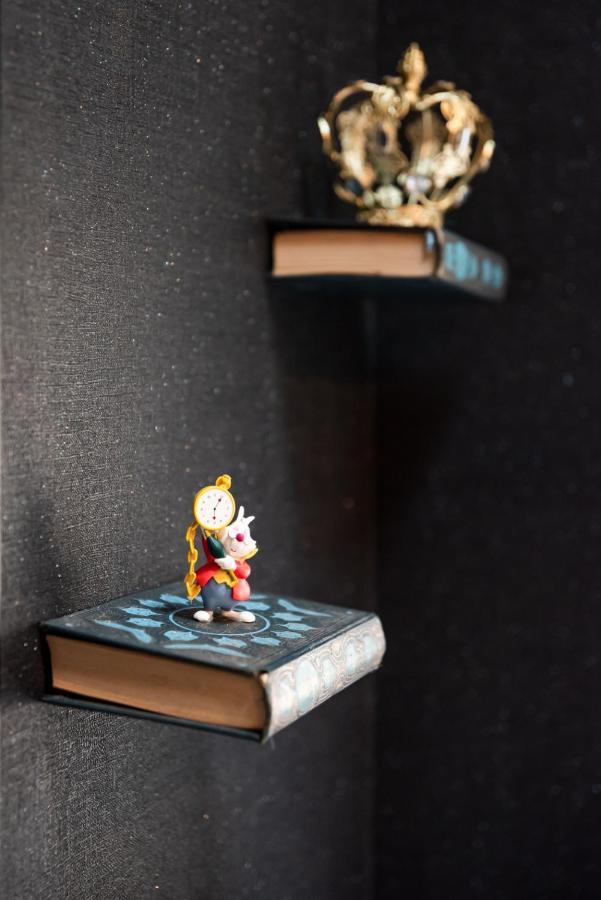 Insolite Alice In Wonderland Gujan-Mestras Eksteriør bilde